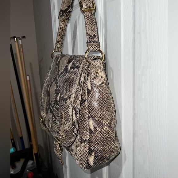 Cynthia Rowley Faux Snakeskin Leather Hobo Bag - Picture 4 of 16